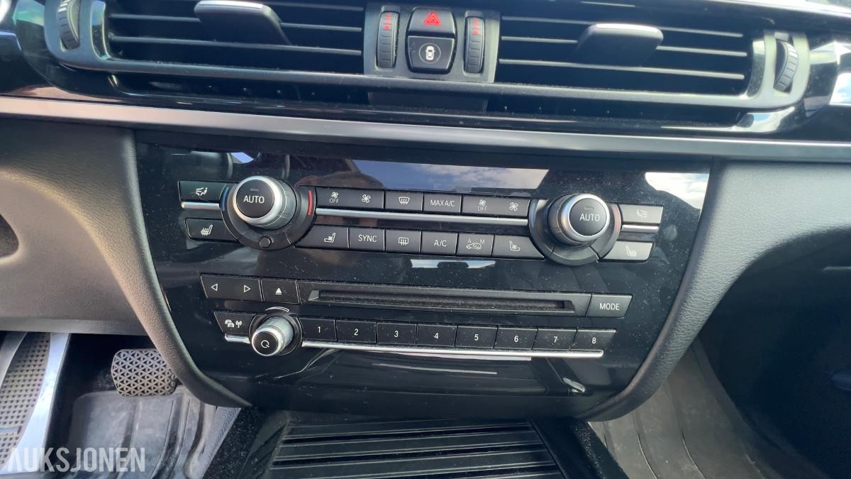 2017 BMW X5 XDRIVE40E 2.0-358 Hk , B&G , keyless , performance , , 161300km