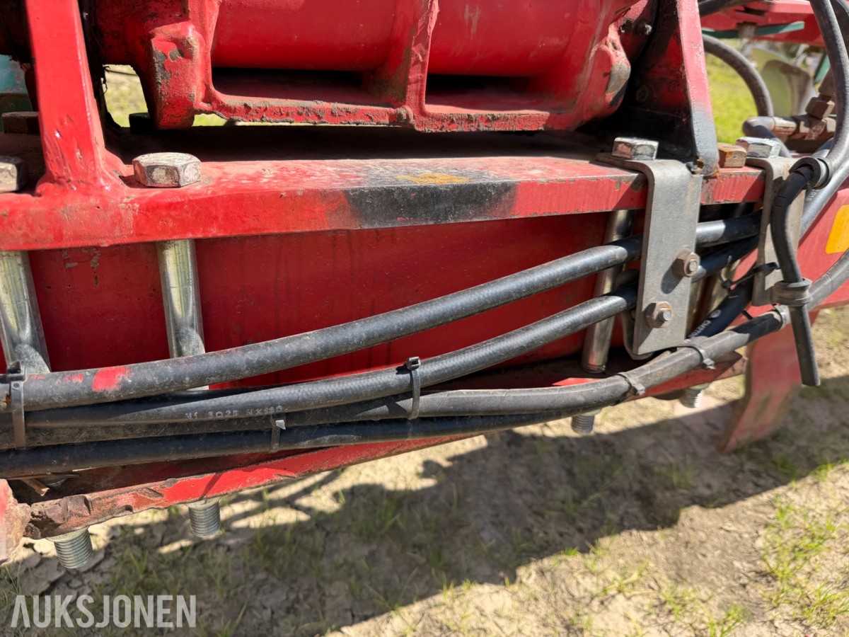 Kverneland PB100 8 skjærs vendeplog