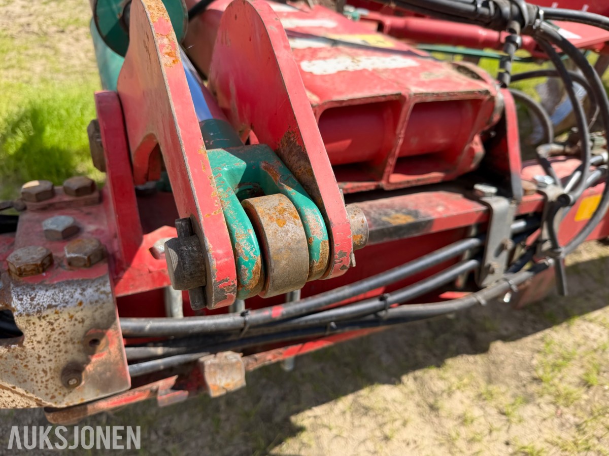 Kverneland PB100 8 skjærs vendeplog