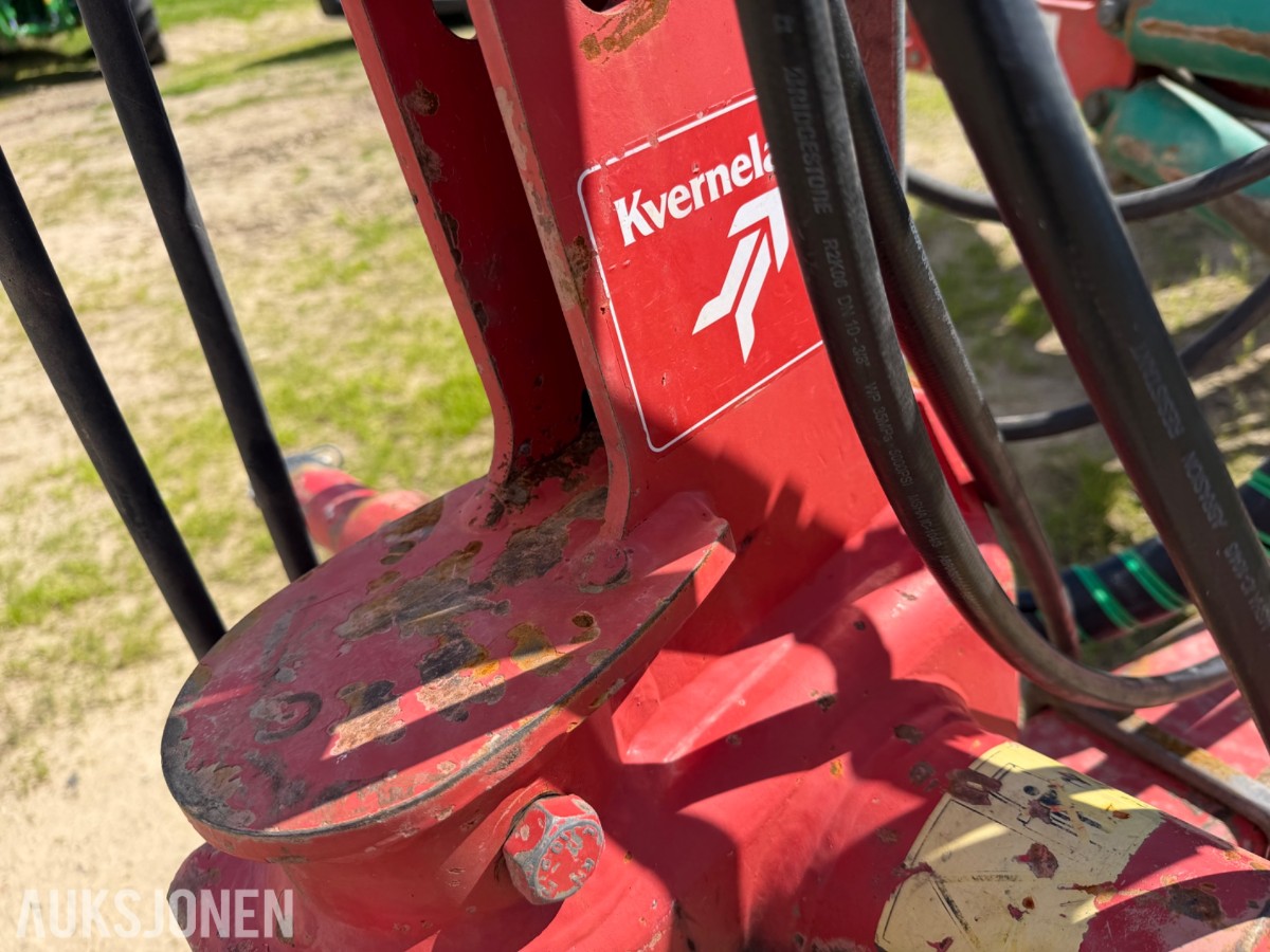 Kverneland PB100 8 skjærs vendeplog
