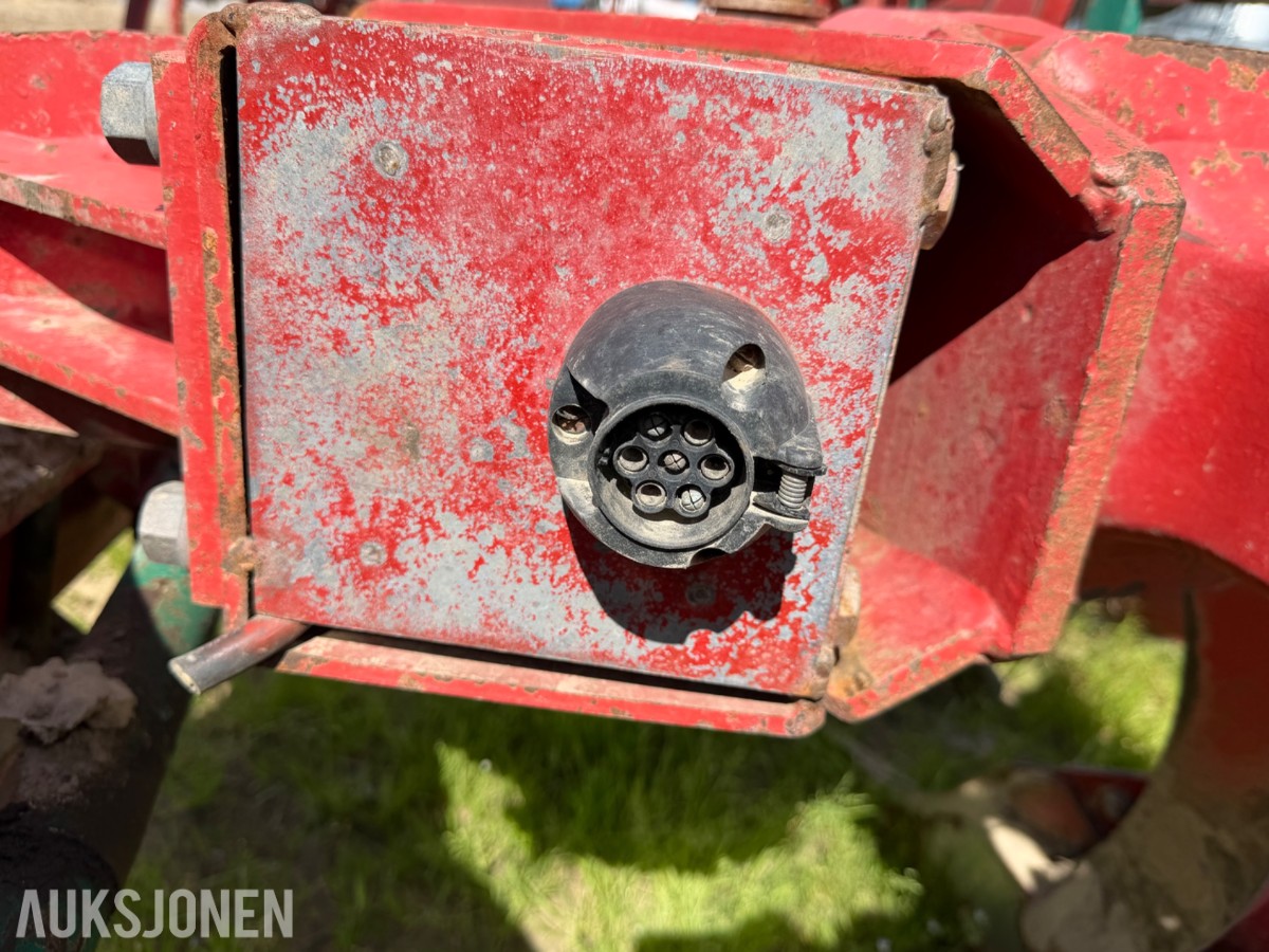 Kverneland PB100 8 skjærs vendeplog
