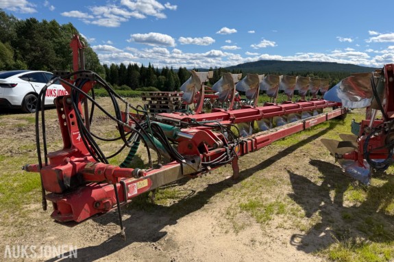 Kverneland PB100 8 skjærs vendeplog