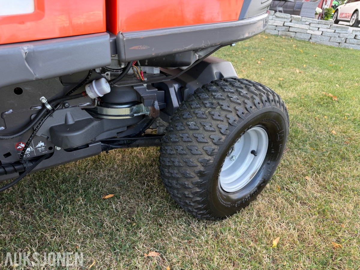 2022 Husqvarna R420TSX AWD, KUN 310 TIMER, ServiceOK