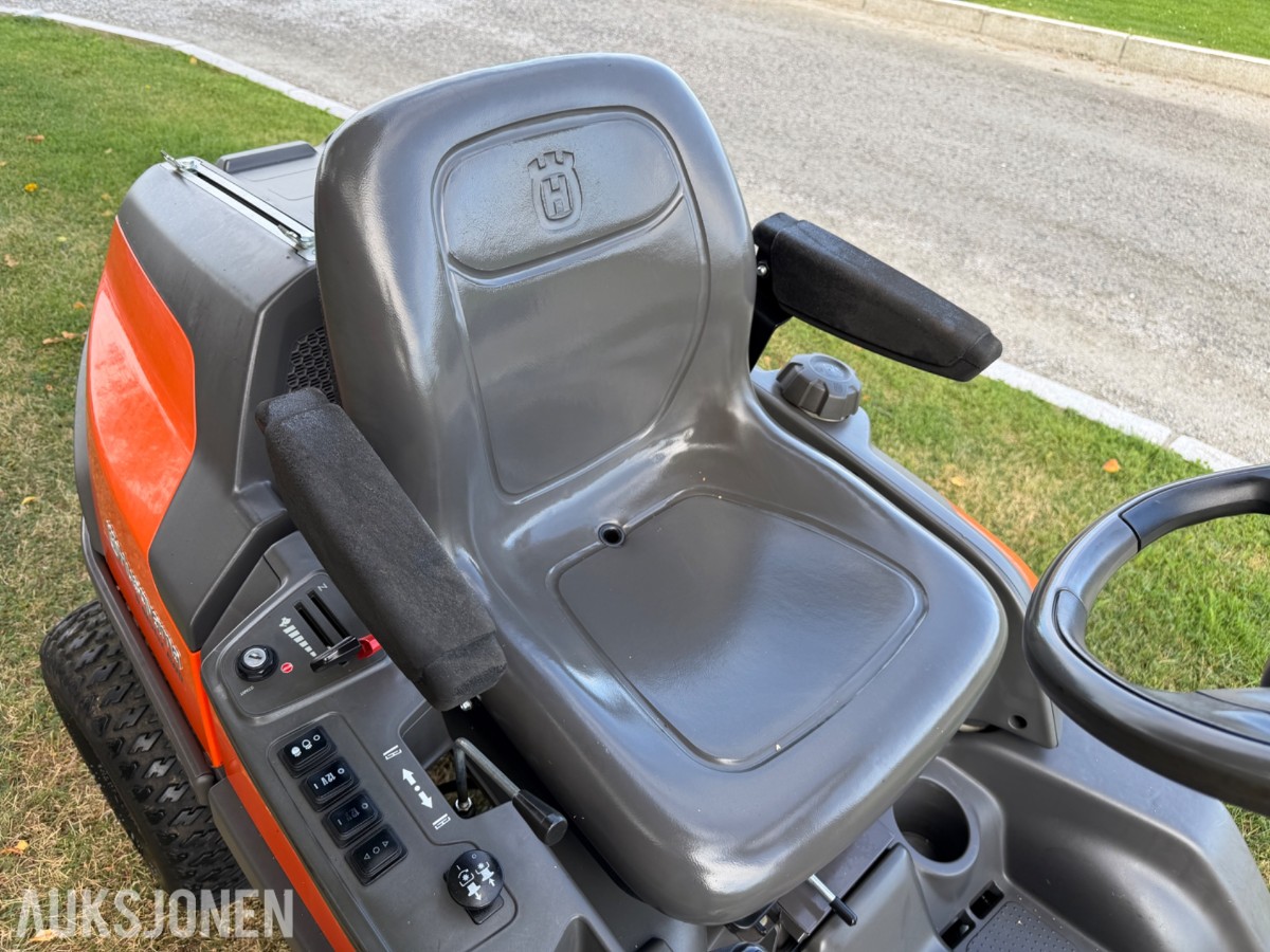 2022 Husqvarna R420TSX AWD, KUN 310 TIMER, ServiceOK