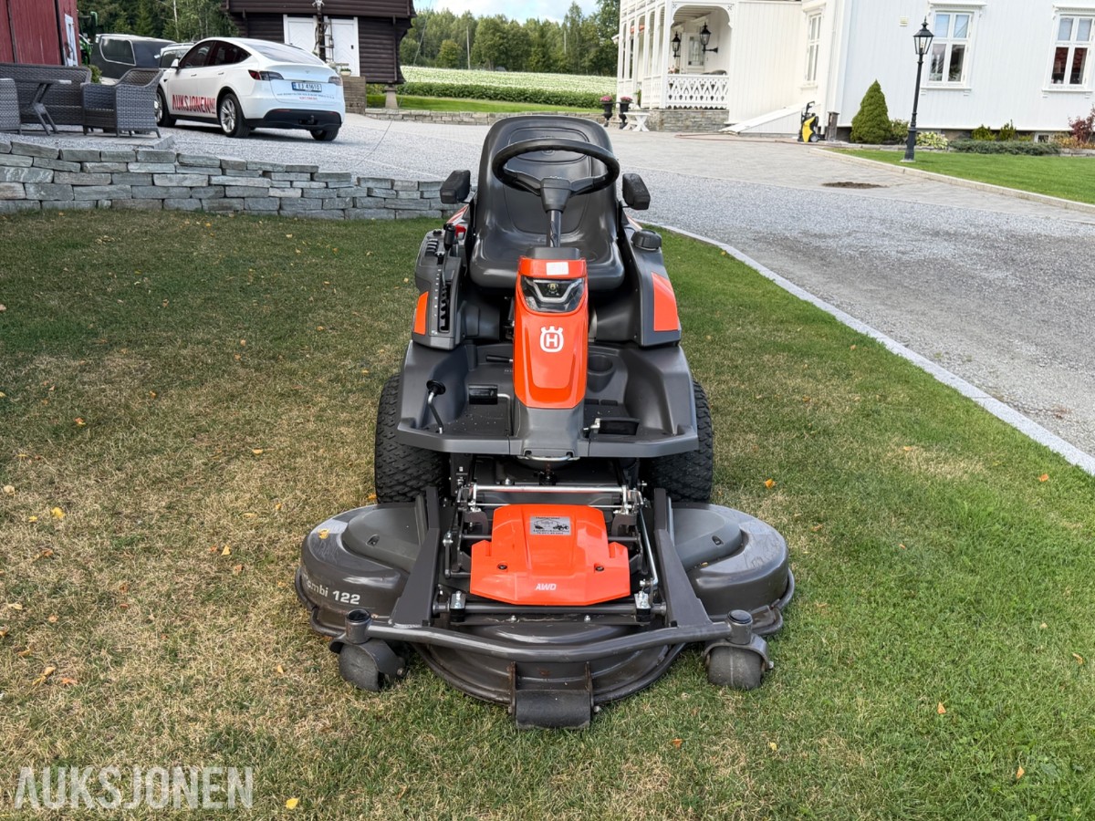 2022 Husqvarna R420TSX AWD, KUN 310 TIMER, ServiceOK