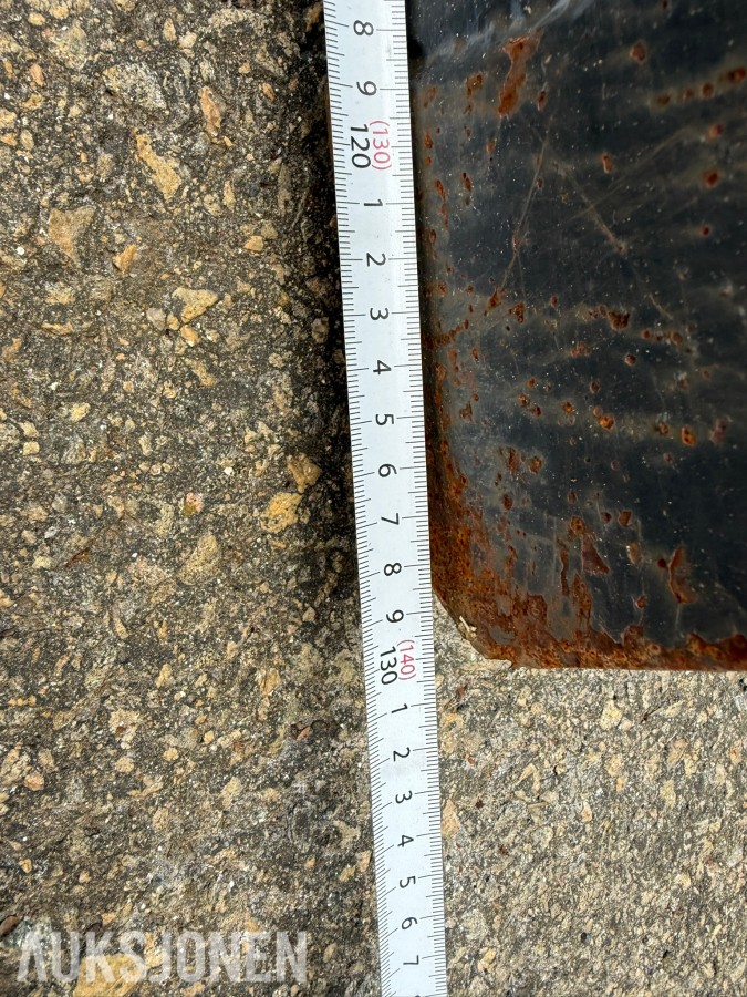 Skuffe med Trima-feste – ca. 230 cm bred