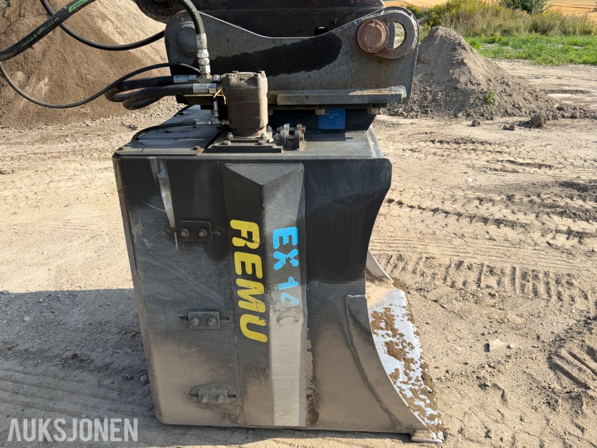 2016 Remu EX140 Solleskuff S70 feste