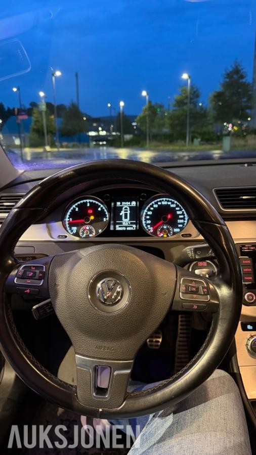 2014 Volkswagen Passat 2.0 TDI 140hk 4MOTION, Cruisekontroll, Hengerfeste
