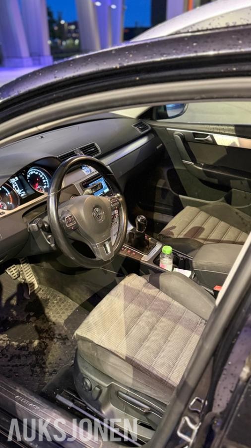 2014 Volkswagen Passat 2.0 TDI 140hk 4MOTION, Cruisekontroll, Hengerfeste