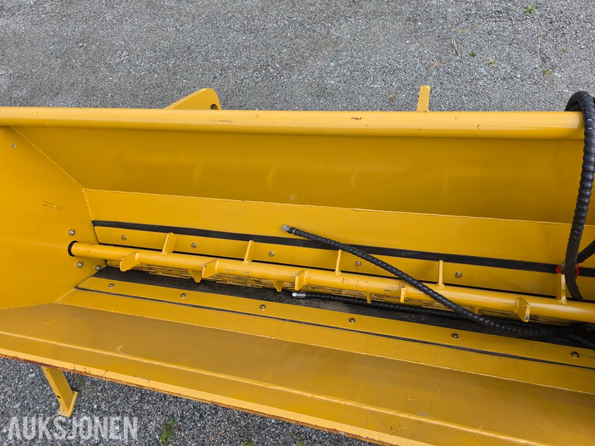 Grus/sand strøer bredde 200 cm ubrukt