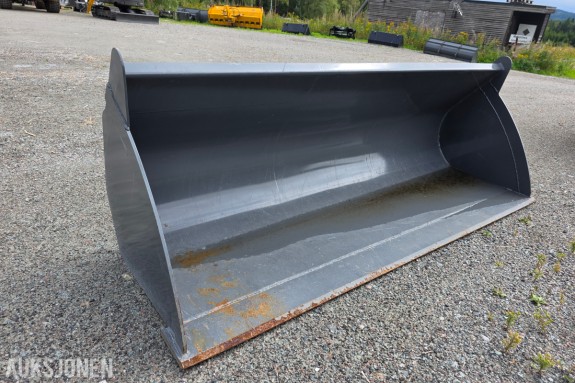  Snø/grus skuffe bredde 215 cm ubrukt