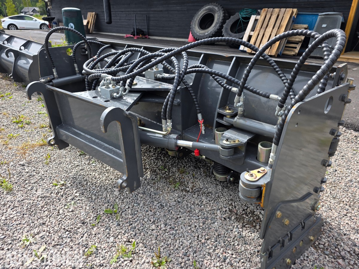 Snøplog hydraulisk med side klaffer ubrukt