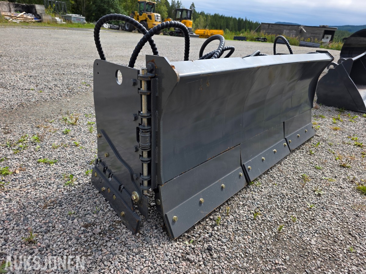 Snøplog hydraulisk med side klaffer ubrukt
