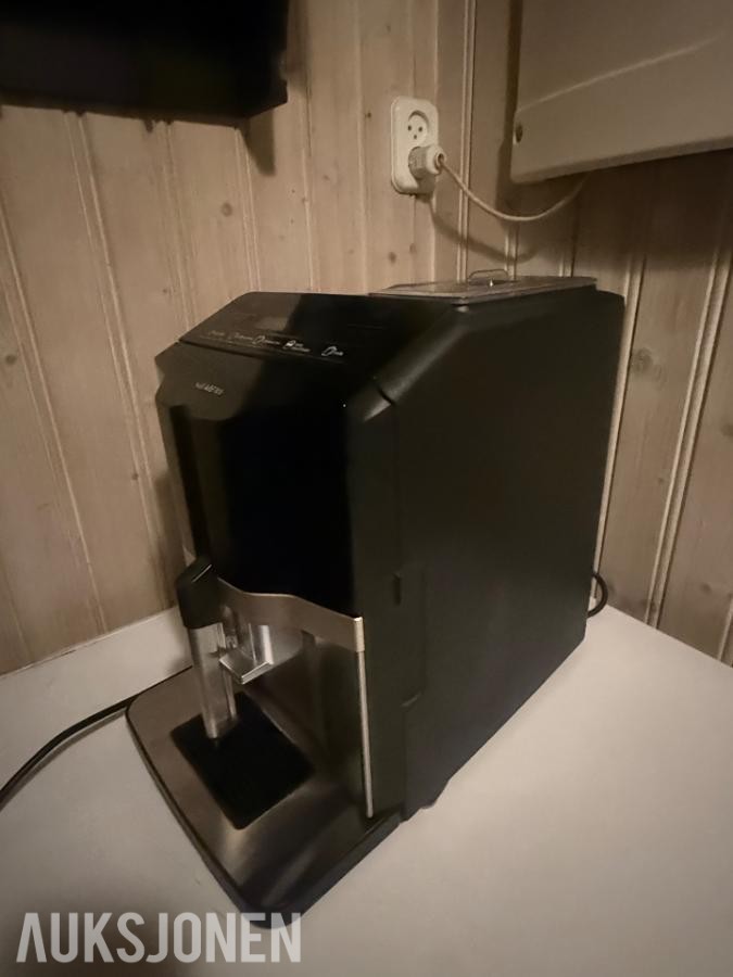 Siemens EQ.3 s500 helautomatisk kaffemaskin – meget pen