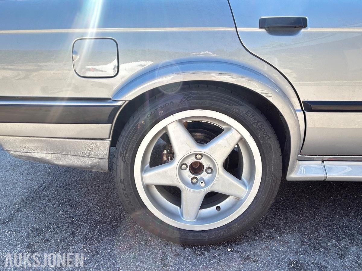 1989 BMW 325iX 2.5 170 hk manuell
