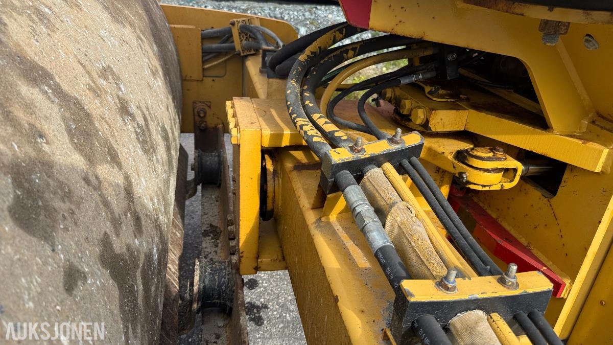 2003 Cat CS-563E vals / komprimeringsmaskin - 5550 t