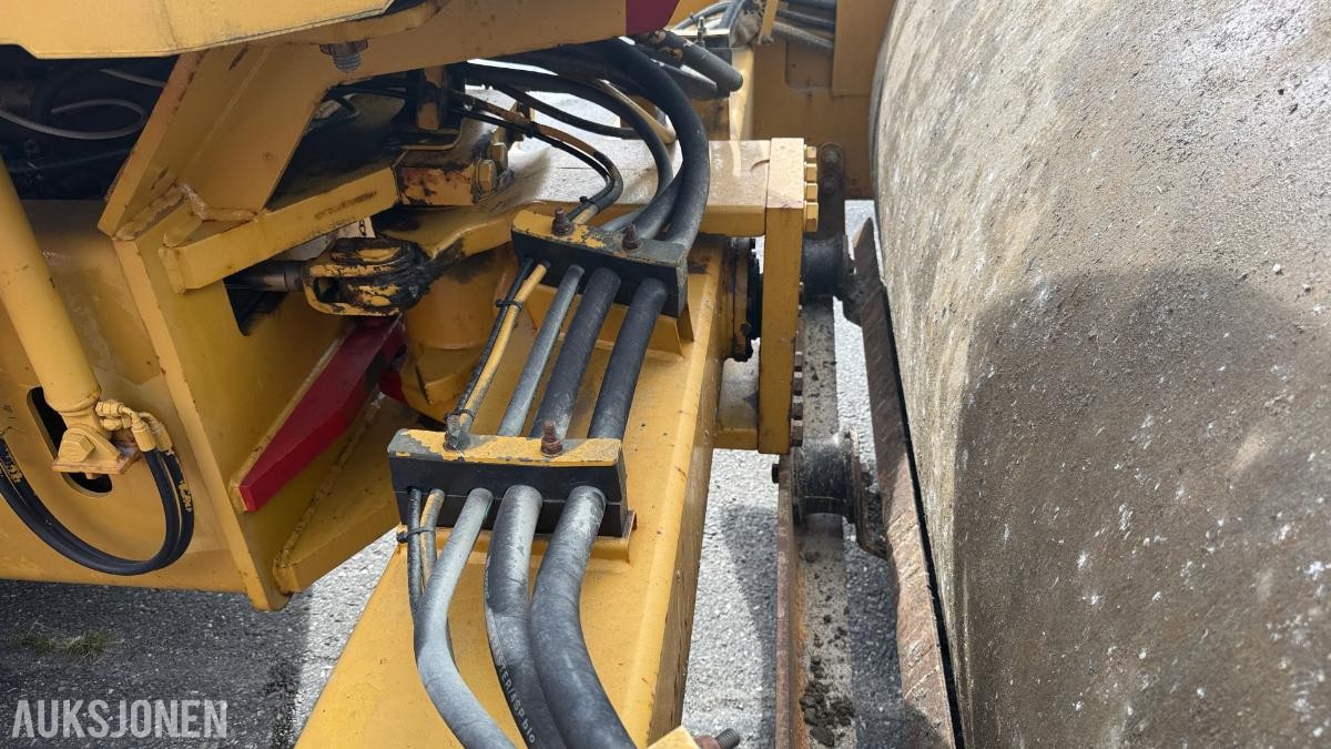 2003 Cat CS-563E vals / komprimeringsmaskin - 5550 t