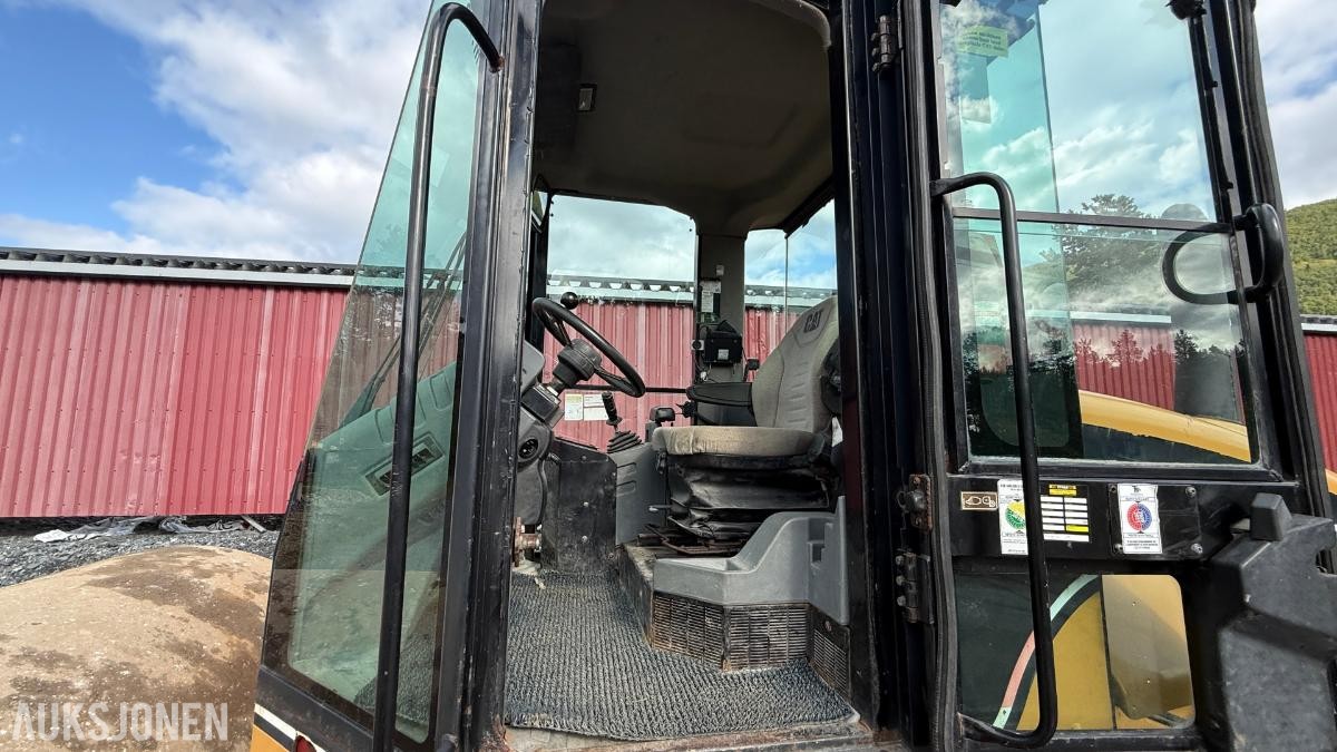 2003 Cat CS-563E vals / komprimeringsmaskin - 5550 t