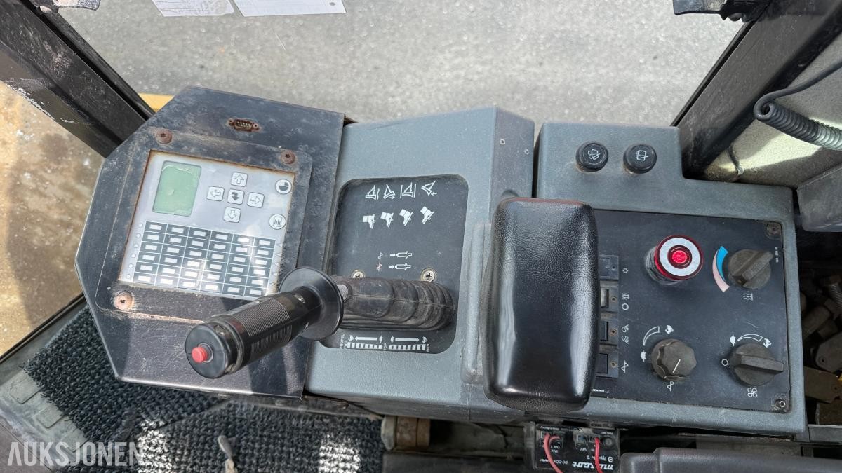 2003 Cat CS-563E vals / komprimeringsmaskin - 5550 t
