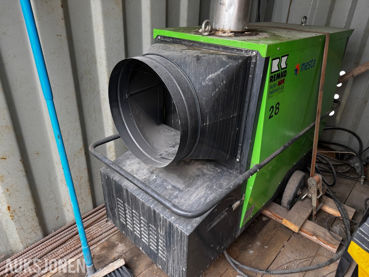 Container med Remko diesel fyringsanlegg