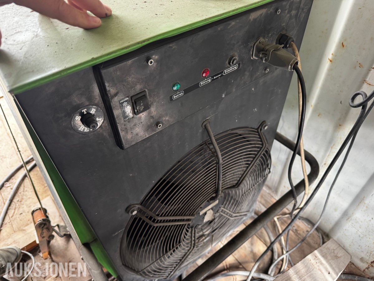 Container med Remko diesel fyringsanlegg