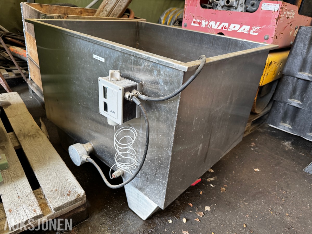 Syrefast kar med varmekolbe 700x900x535 mm