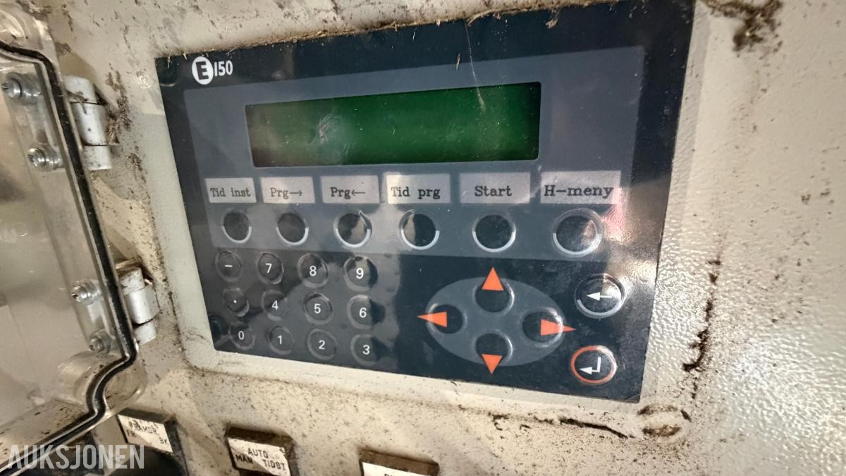 2005 DeLaval Autofeeder RA135 fôrvogn