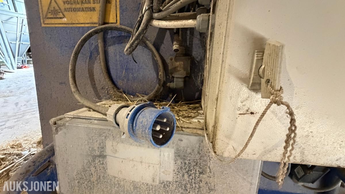 2005 DeLaval Autofeeder RA135 fôrvogn