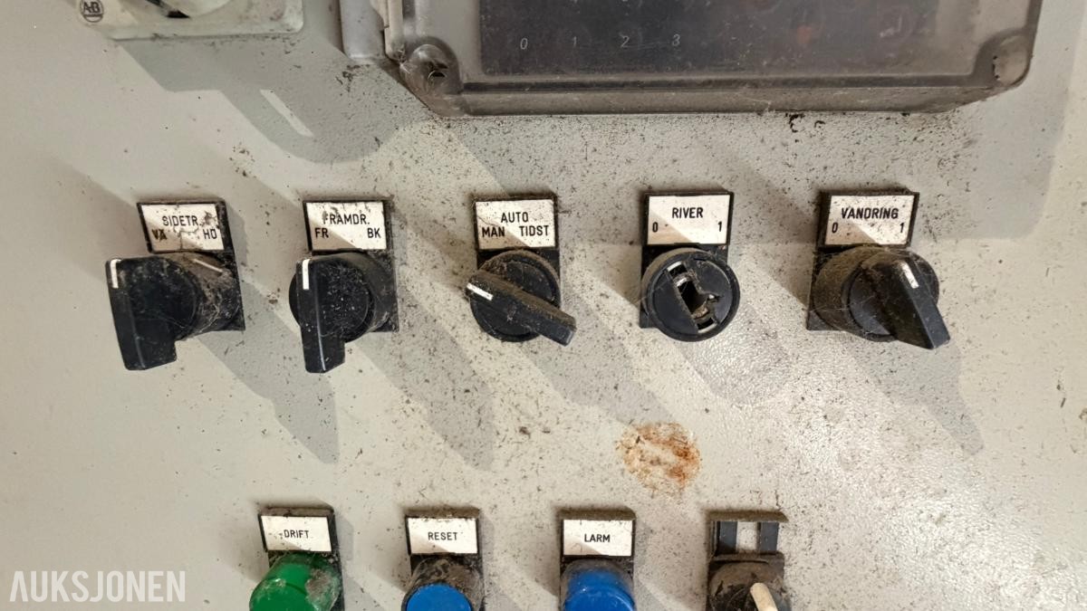 2005 DeLaval Autofeeder RA135 fôrvogn