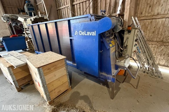 2005 DeLaval Autofeeder RA135 fôrvogn