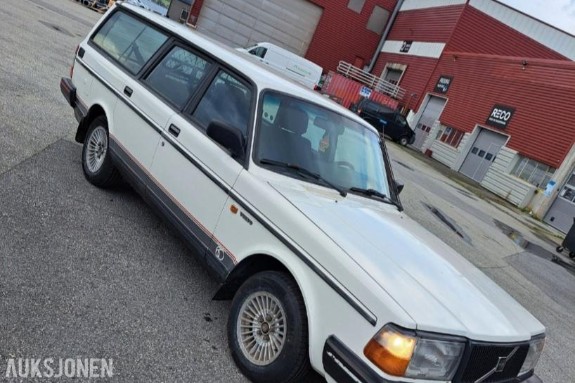 1987 Volvo 240 2,3 jubileumsutgave EU ok til 08.2028
