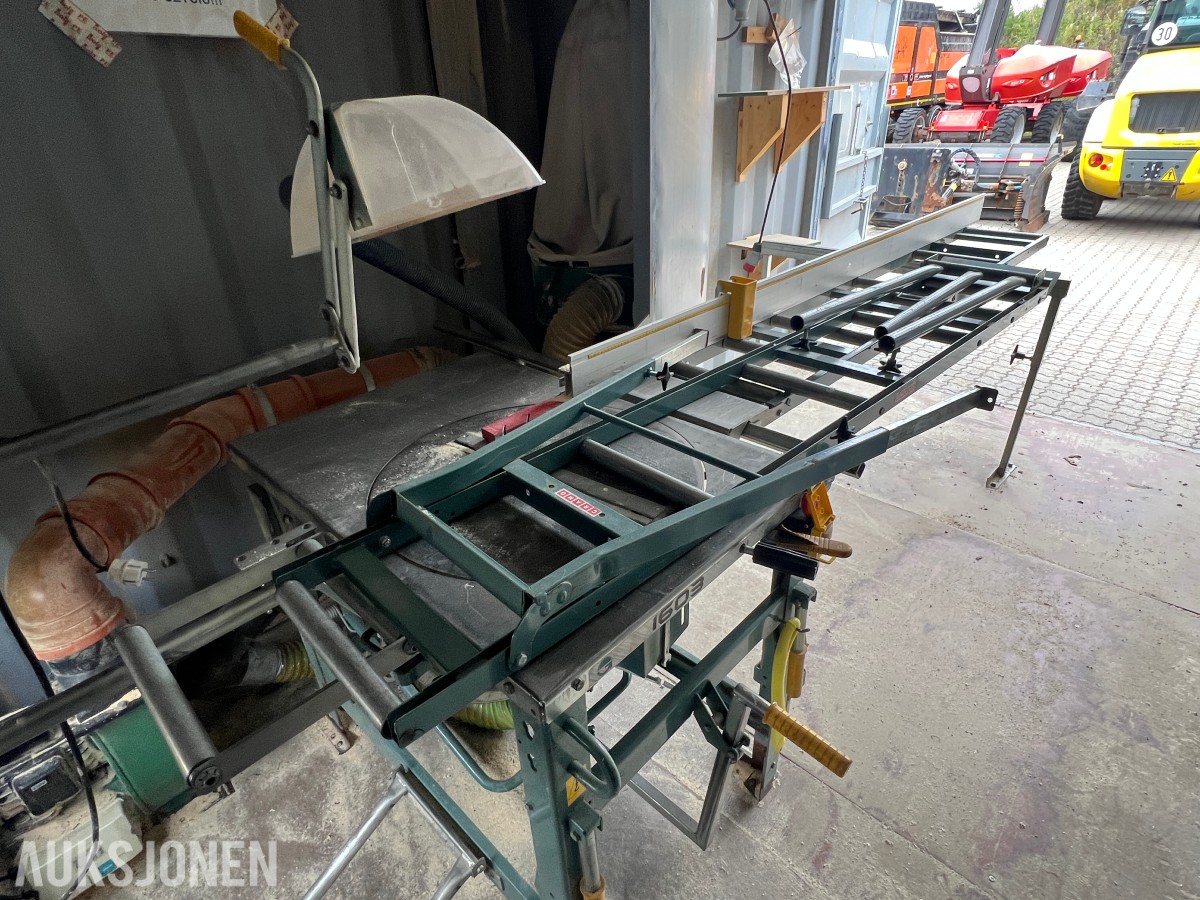 15 fot BNS 10.C 13.LO sagcontainer med Ernex gjerdesag