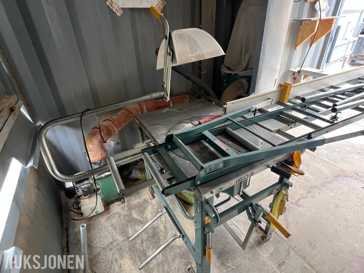 15 fot BNS 10.C 13.LO sagcontainer med Ernex gjerdesag