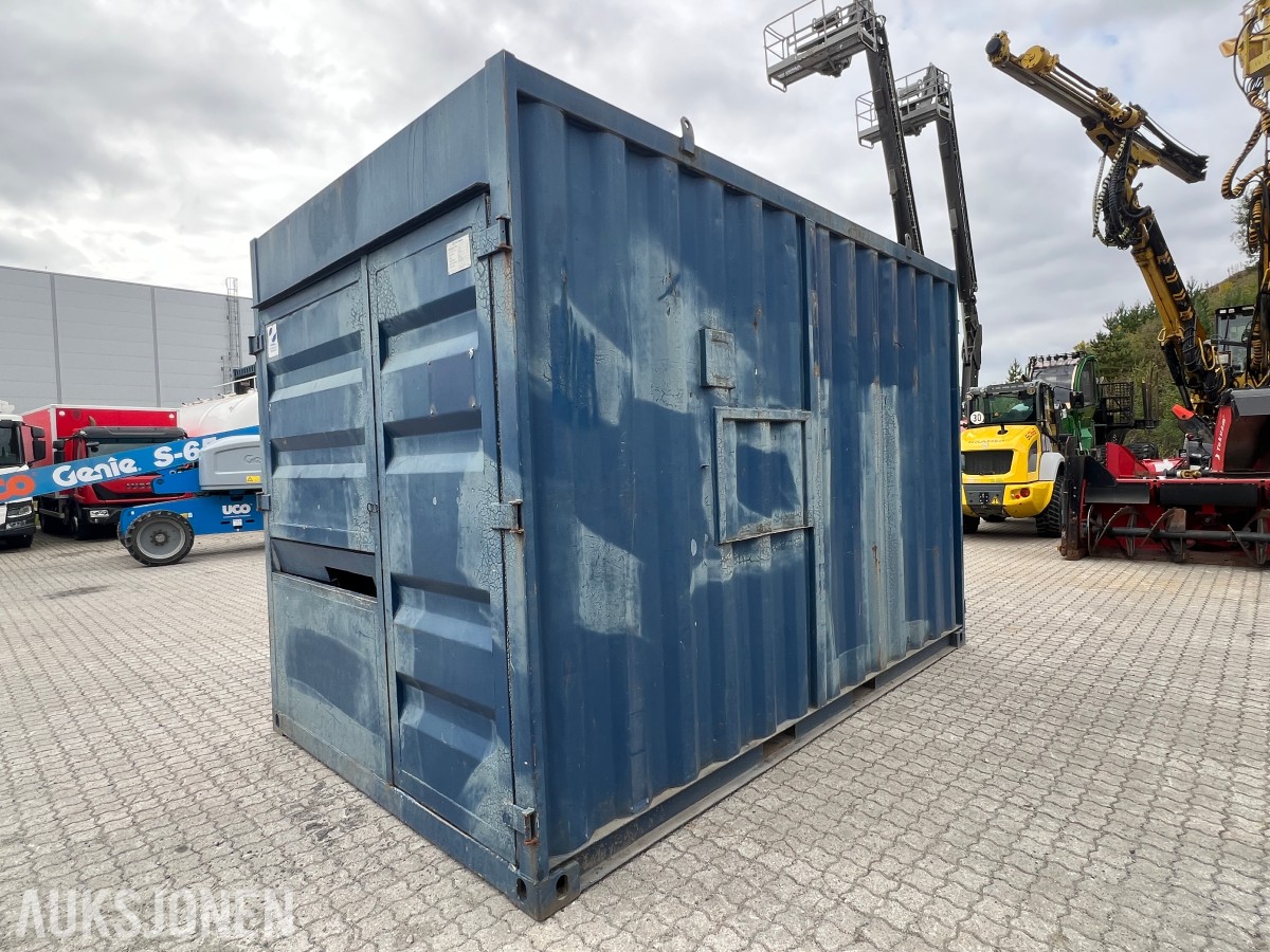 15 fot BNS 10.C 13.LO sagcontainer med Ernex gjerdesag