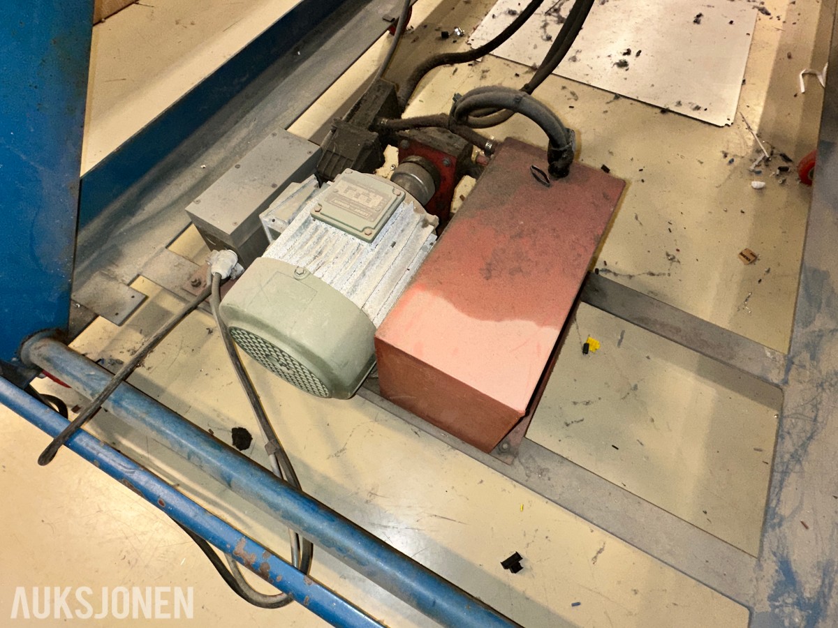 1981 Trans Lyft TT hydraulisk sakseløftebord - 3.000 kg løftekapasitet.