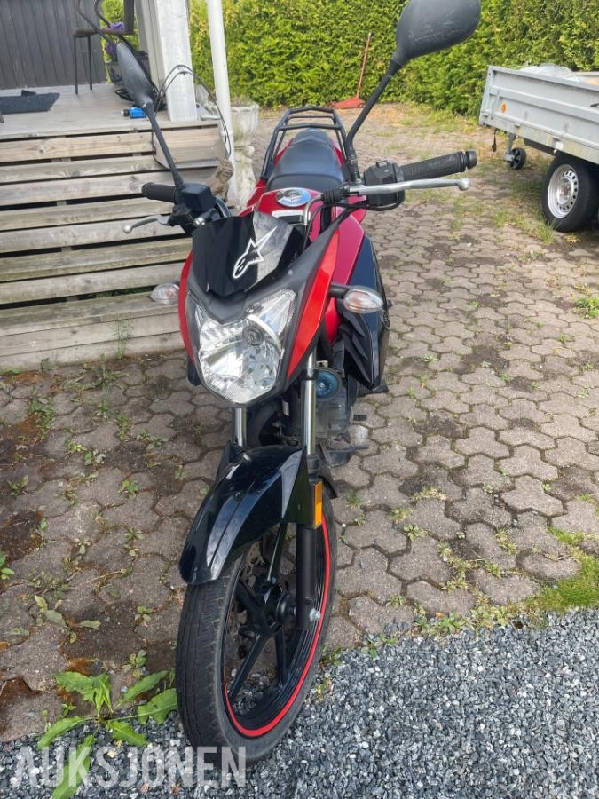 2017 Yamaha YS 125