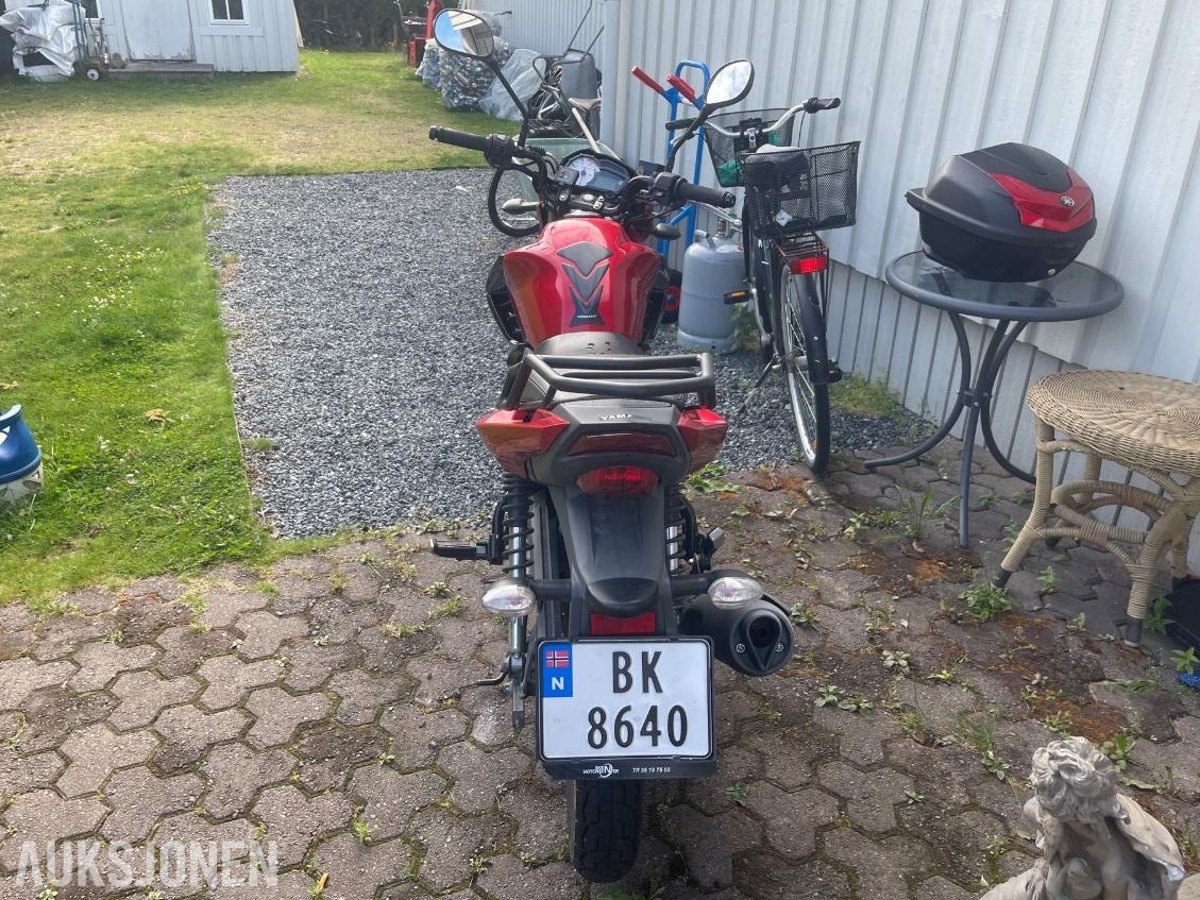 2017 Yamaha YS 125