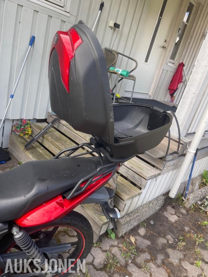 2017 Yamaha YS 125