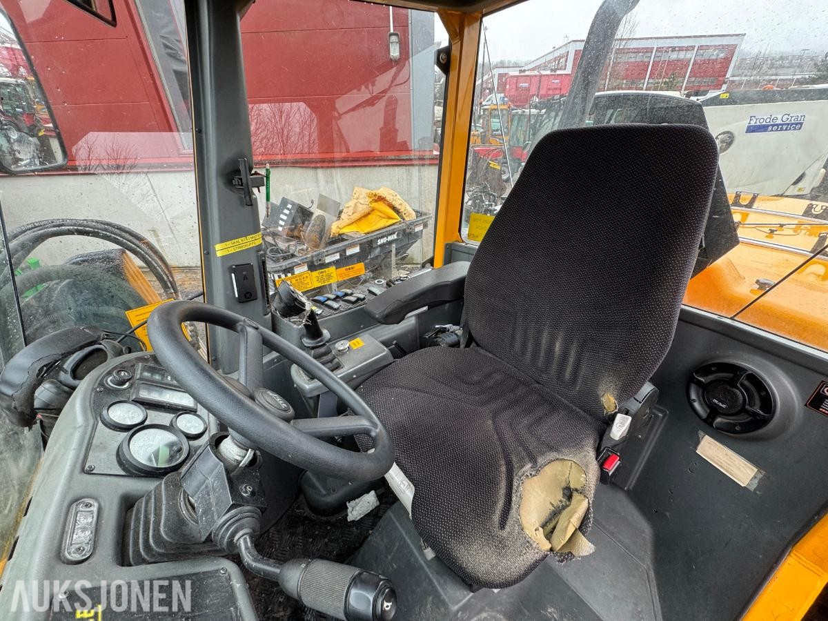 2011 Wille 655C hjullaster med CAT-motor