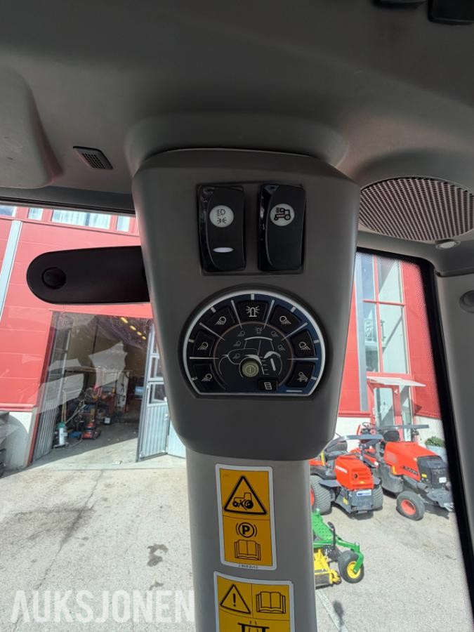 2018 Deutz-Fahr Agrotron 6175 TTV/trinnløs girkasse, frontlaster