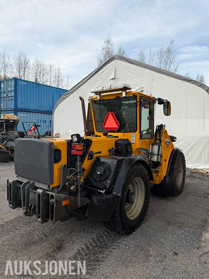 2016 Wille 665 hjullaster med 2260 timer!