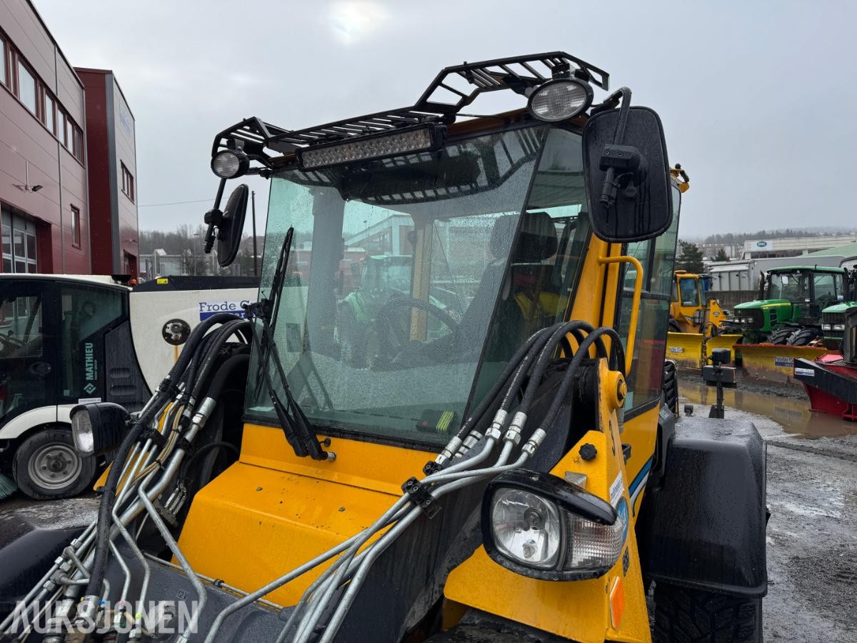 2016 Wille 665 hjullaster med 2260 timer!