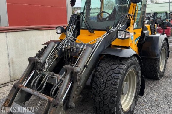 2016 Wille 665 hjullaster med 2260 timer!