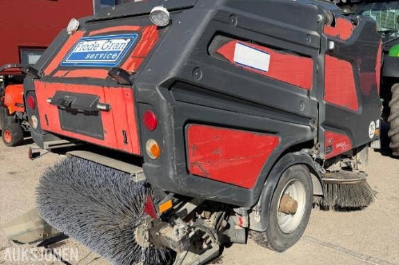 2013 WASA 300+ PTO drevet feiemaskin