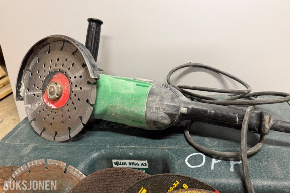 Hitachi vinkelsliper og bajonettsag