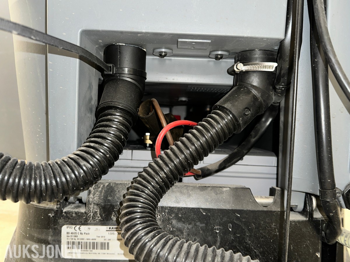 2013 Kärcher Professional BD 40/25 C Bp Pack batteridrevet gulvvaskemaskin