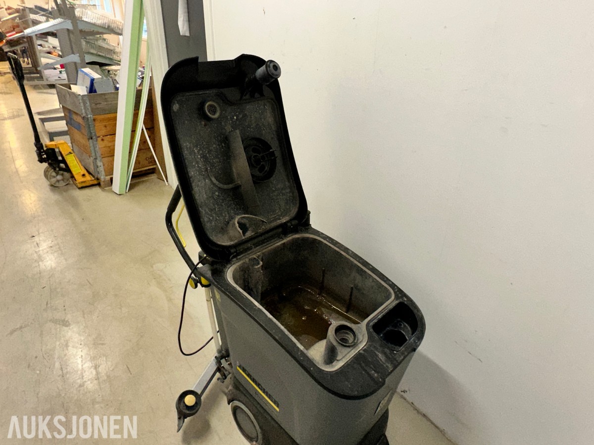 2013 Kärcher Professional BD 40/25 C Bp Pack batteridrevet gulvvaskemaskin