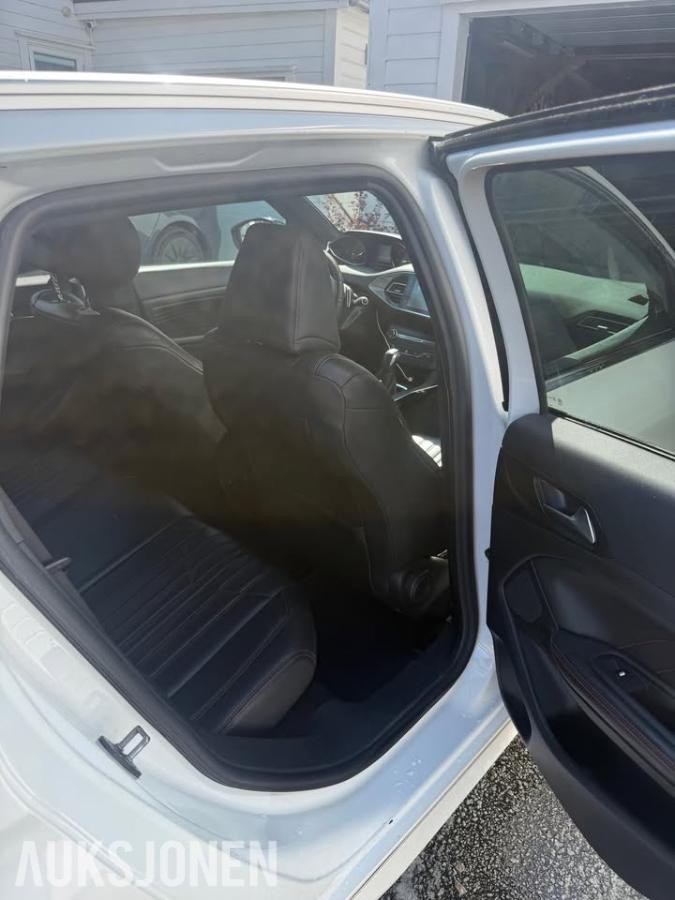 2015 Peugeot 308 SW GT 2.0D 181hk Automat Skinninteriør S+V Dekk
