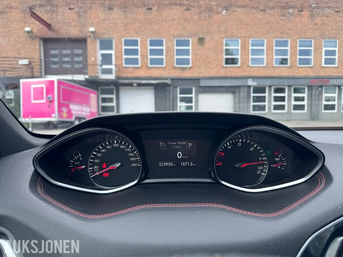 2015 Peugeot 308 SW GT 2.0D 181hk Automat Skinninteriør S+V Dekk