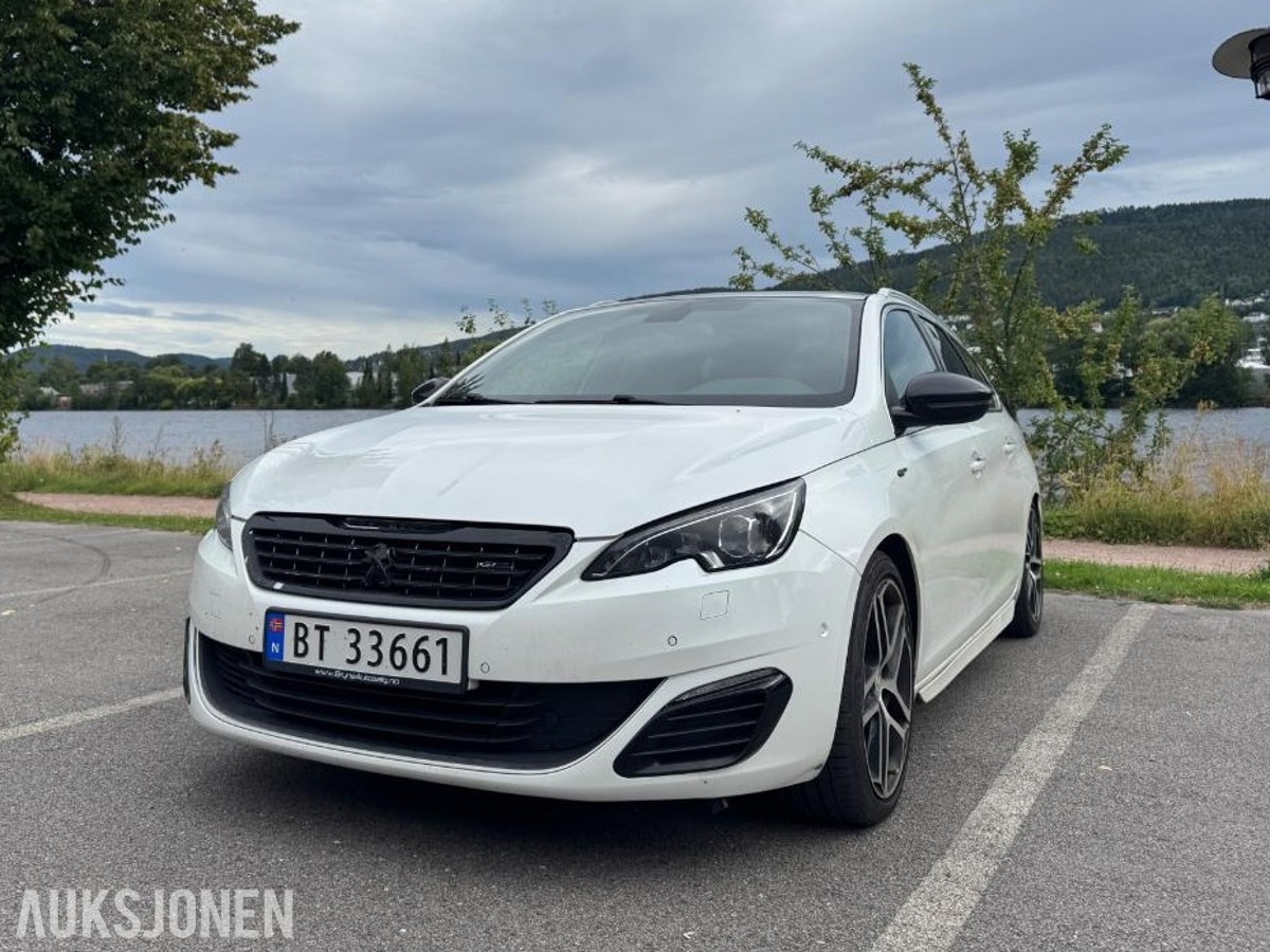 2015 Peugeot 308 SW GT 2.0D 181hk Automat Skinninteriør S+V Dekk
